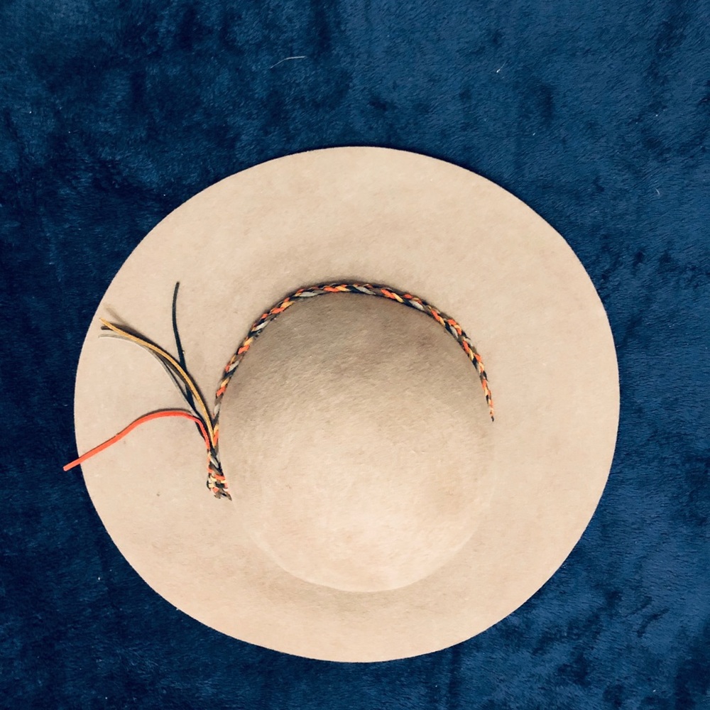 Felt hat